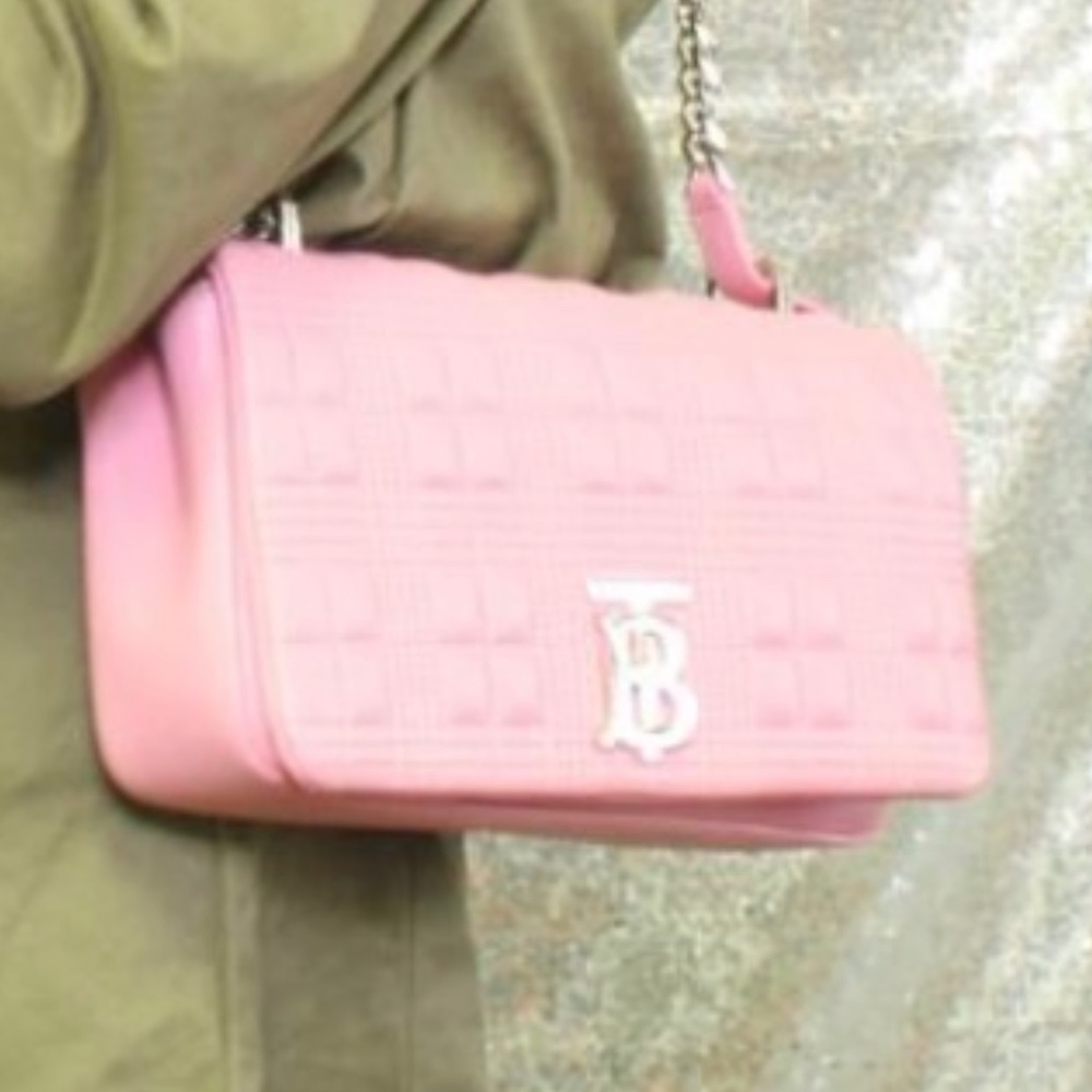 Burberry Light Pink Quilted Leather  Lola Shoulder Bag